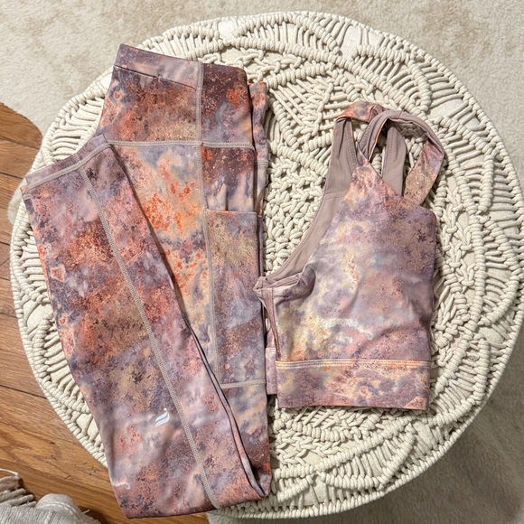 Fabletics Other - Fabletics Multicolor Activewear Set